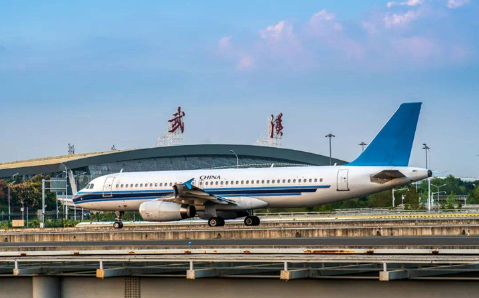 长沙空运武汉机场